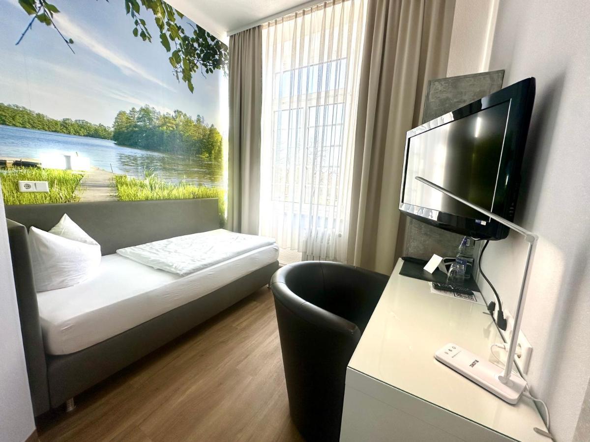 Hotel "Central" Inh Carolin Krause Bitterfeld-Wolfen Exteriér fotografie